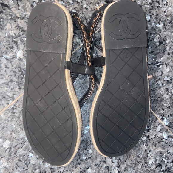 Chanel Black Leather Chain Link Thong Flat Ankle Strap Espadrille Sandals - Picture 5 of 6